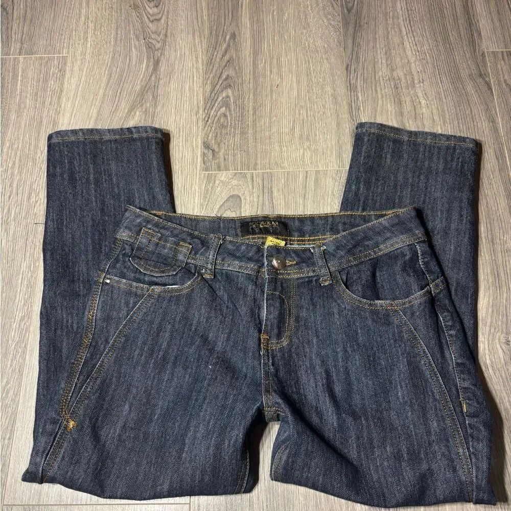 Dark Blue Women’s Capri Jeans - Classic Straight Leg Rocawear Size 7 EPC